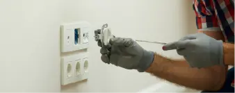 Fixur electricistas profesionales en Jerez, cambios de enchufes e instalación 